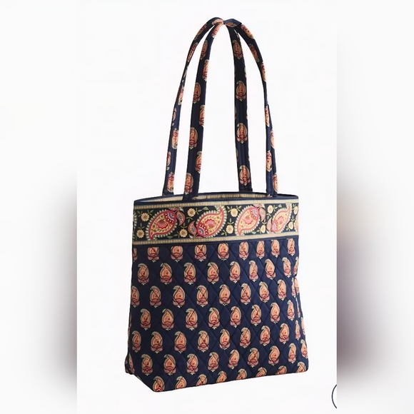 NWT - VERA BRADLEY | Flowering Paisley Quilted Tote Bag | Blue and Red - Picture 6 of 6